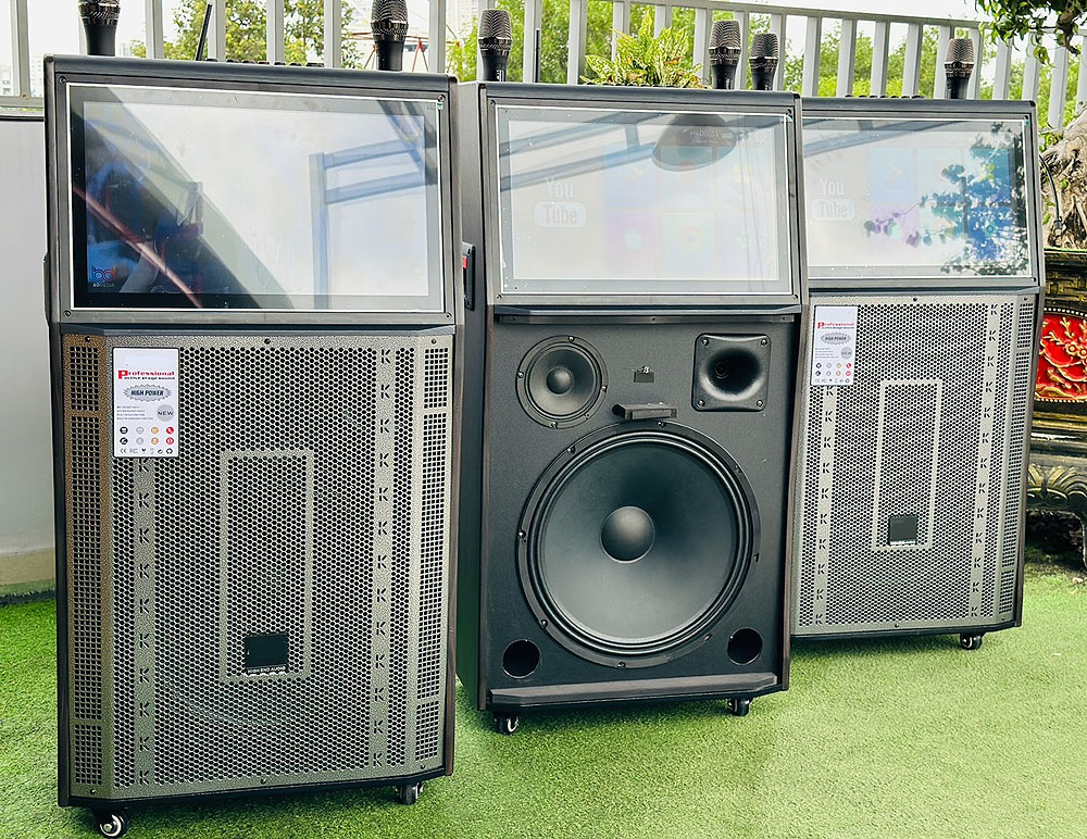 Loa kéo có màn hình T73S, loa karaopke 3 đướng tiếng 