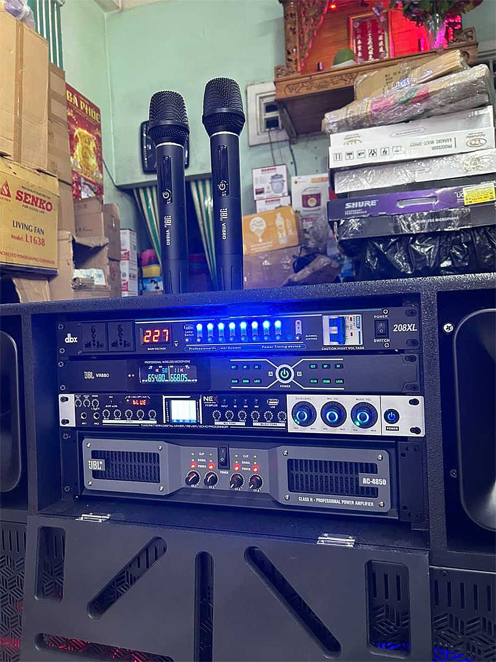 Loa kéo điện KP26-1125 Loa kéo điện KP26-1125, 2 bass có đèn led đổi màu