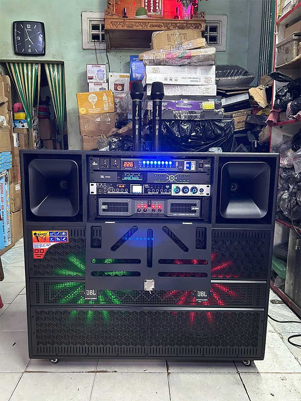 Loa kéo điện KP26-1125 Loa kéo điện KP26-1125, 2 bass có đèn led đổi màu