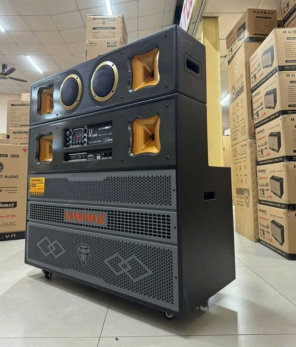 Loa kéo Nanomax Pro-215i, công suất max 220W