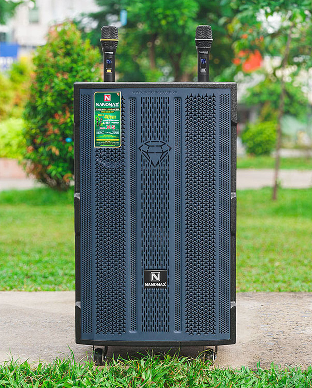 Loa kéo Nanomax X-5, 3 đường tiếng