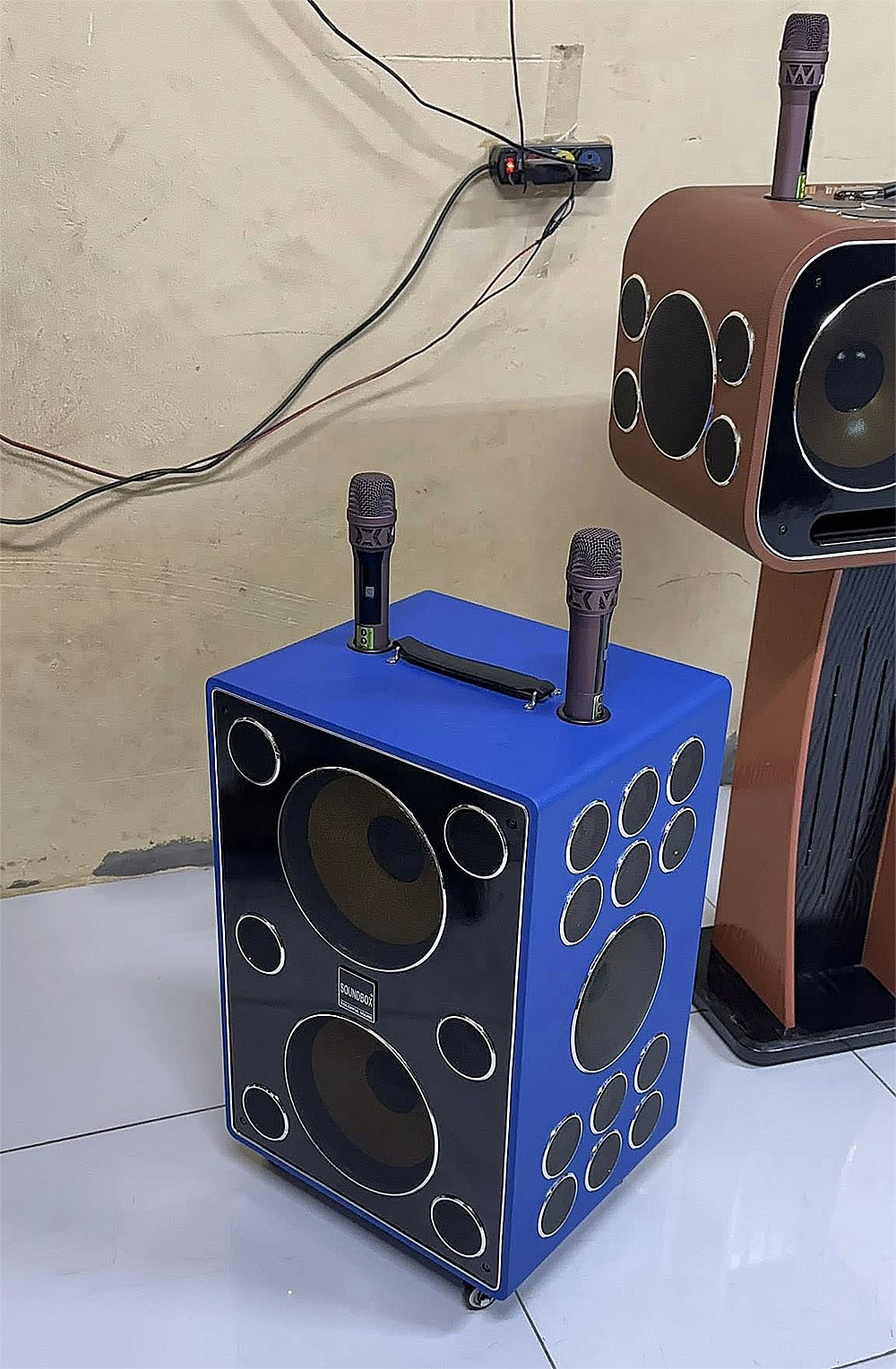 Loa kéo Sounbox T579 Plus, 32 củ loa