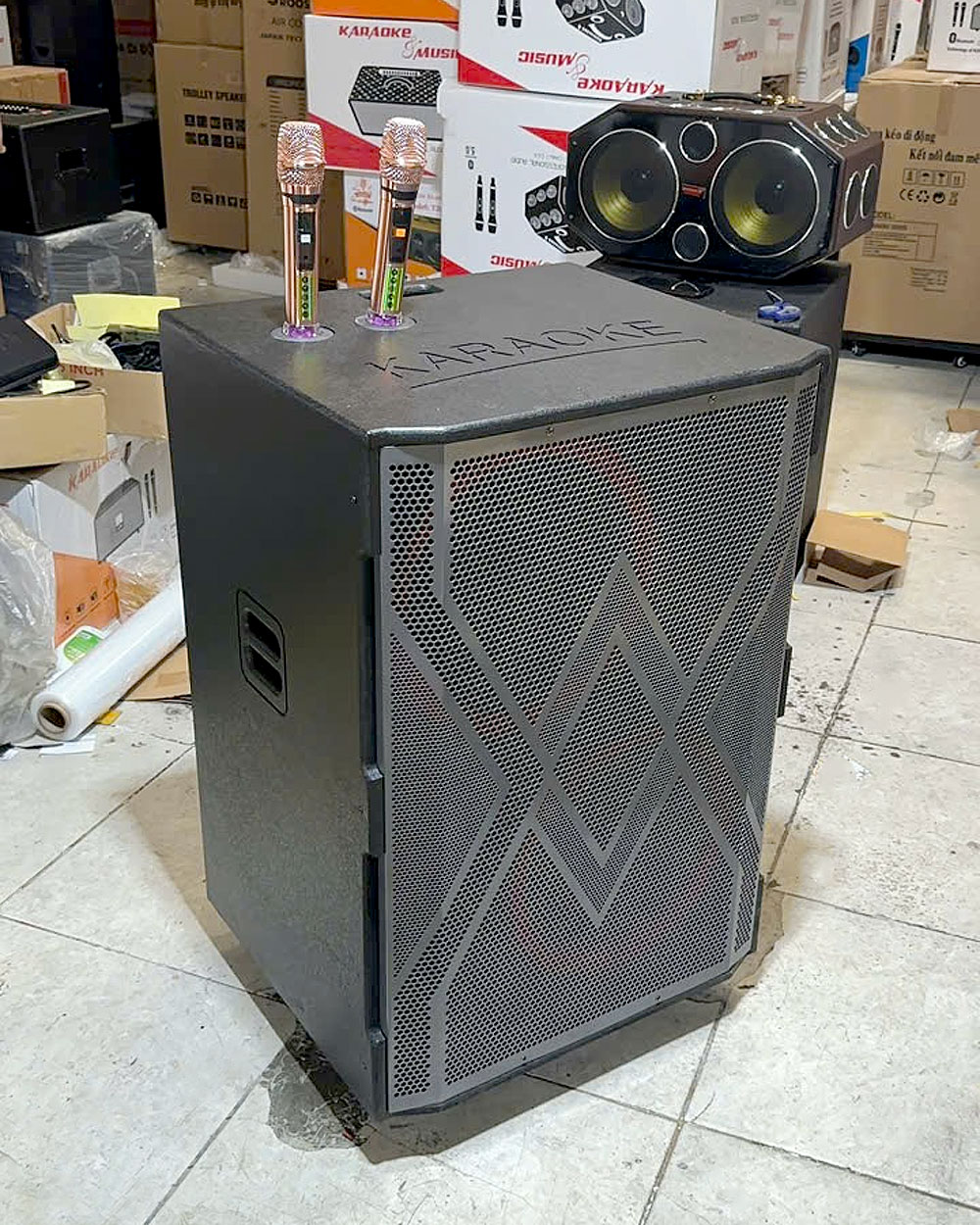 Loa kéo Soundbox SB-3310 & SB-2040, 2 mic UHF