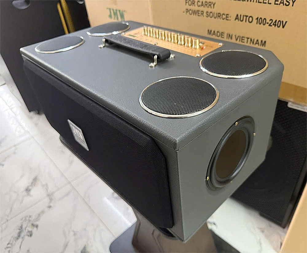 Loa xách tay JMW Car Go, kèm 2 mic UHF