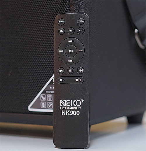 Loa xách tay NEKO NK900, có chức năng livestream