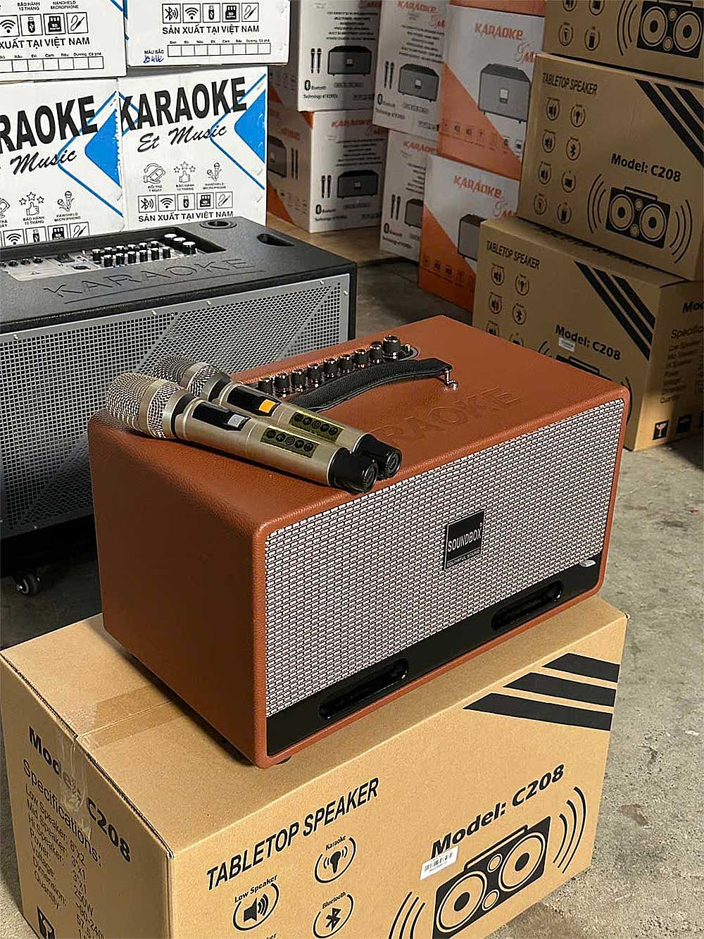 Loa xách tay Soundbox C208, 3 đường tiếng