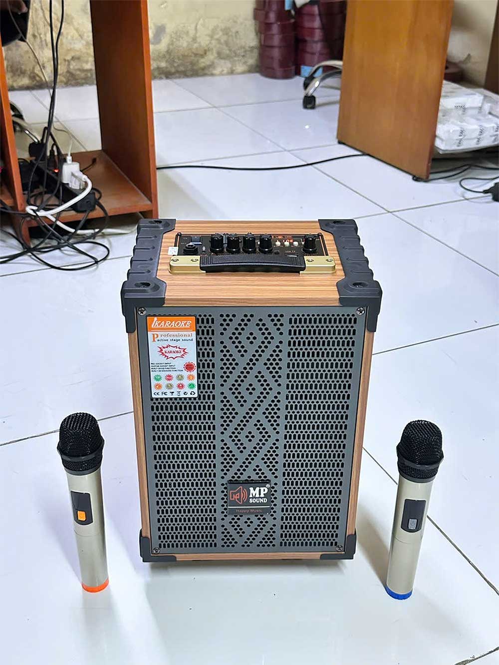 Loa xách tay Soundbox S200, 2 đường tiếng