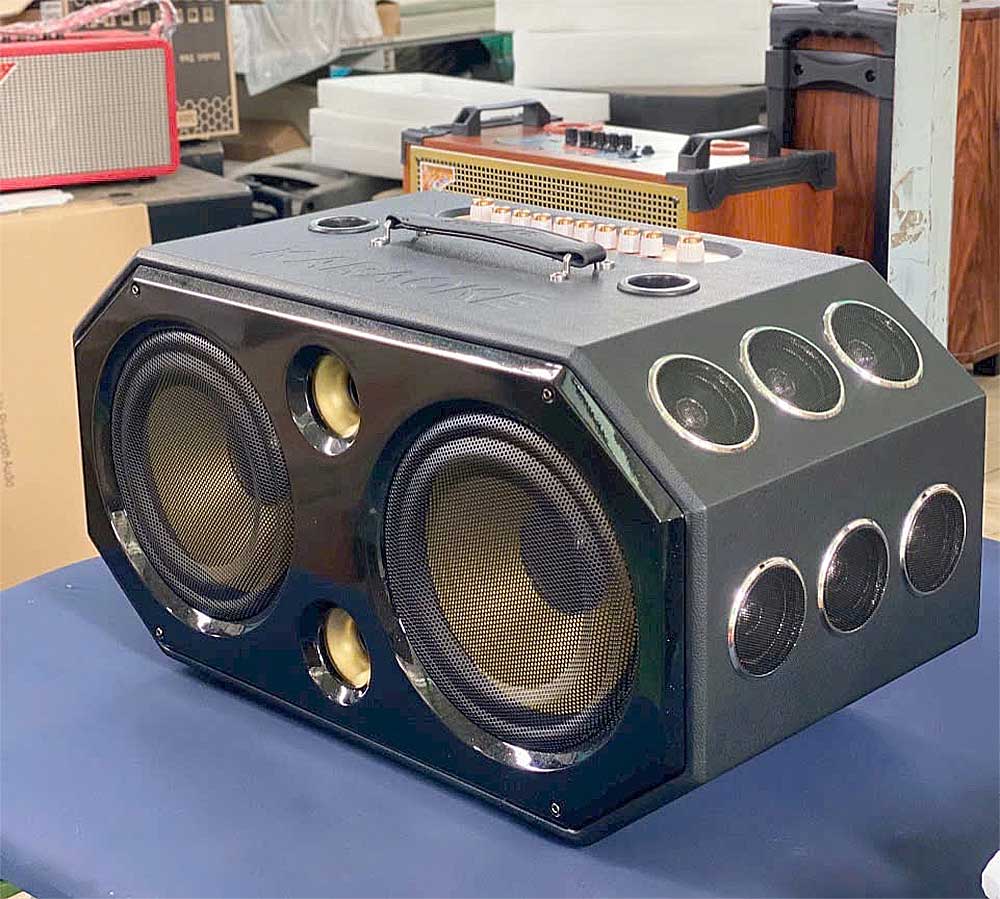 Loa xách tay Soundbox XT-1000, 2 bass 25