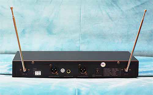 Mic không dây Bose BS-777, âm thanh trung thực - truyền cảm