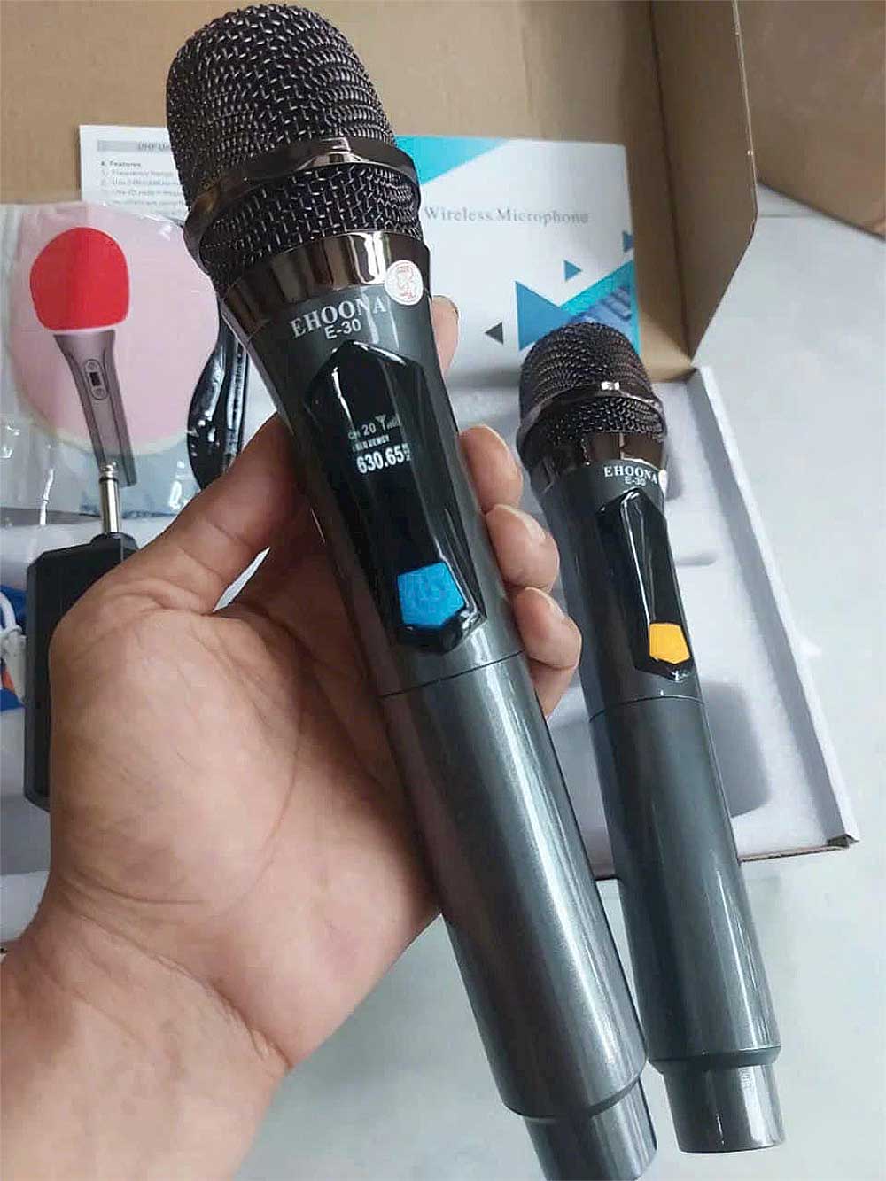 Micro không dây EHOONA E30 Micro không dây EHOONA E30, khoảng cách 50m