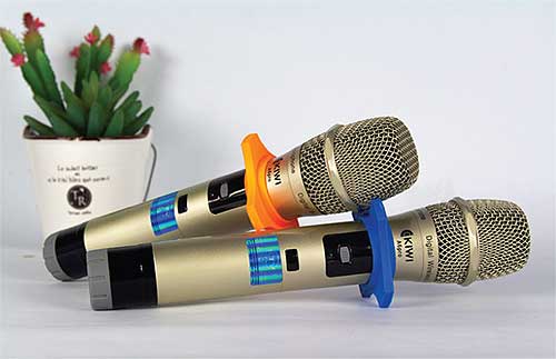Micro không dây KIWI A6 PRO, dùng hát karaoke/ MC/ loa kéo