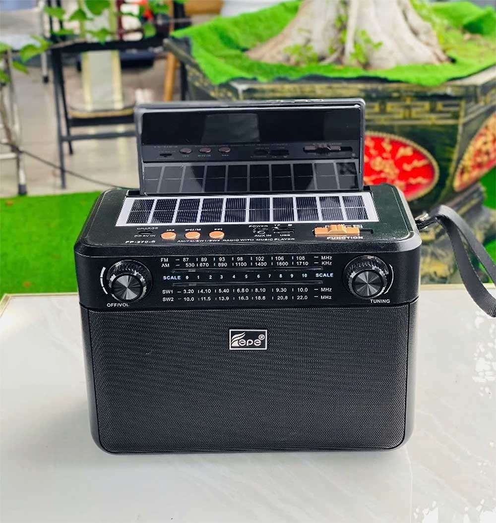 Radio Fepe FP-370-S, 4 băng tần