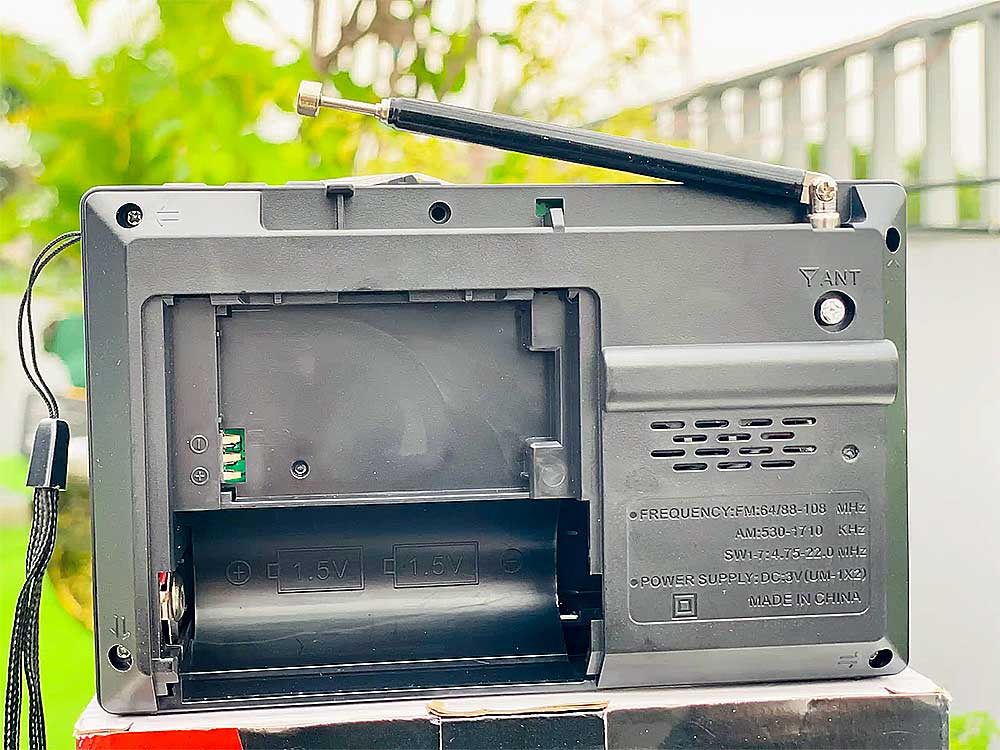 Radio mini SONY SW-598U, 9 băng tần
