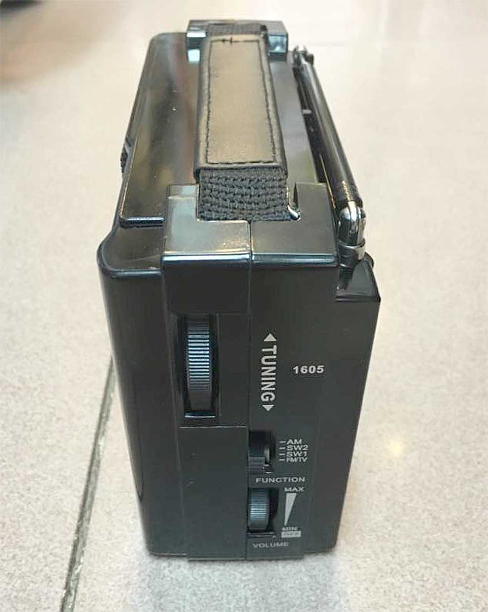Radio mini SONY SW-703, 4 băng tần