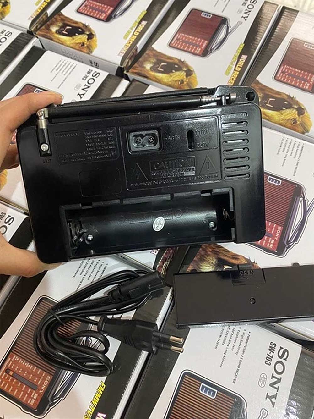 Radio mini SONY SW-703, 4 băng tần